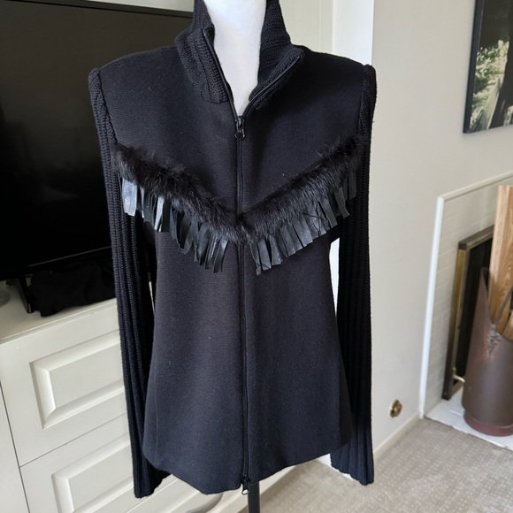 Chic and unique vintage black sweater jacket by Linda of Italy - Picture 2 of 6
